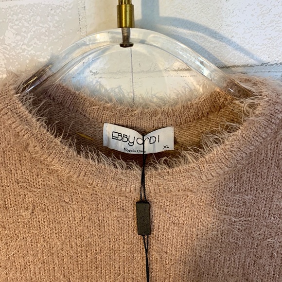 Ebby & I Australian Designer Fluffy Crop Sweater - Picture 7 of 7